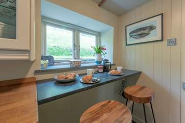 There's a breakfast-bar, perfect for a a quick holiday breakfast or morning coffee.