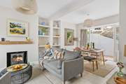 The open plan design of this charming cottage ensures a luxury feel throughout.
