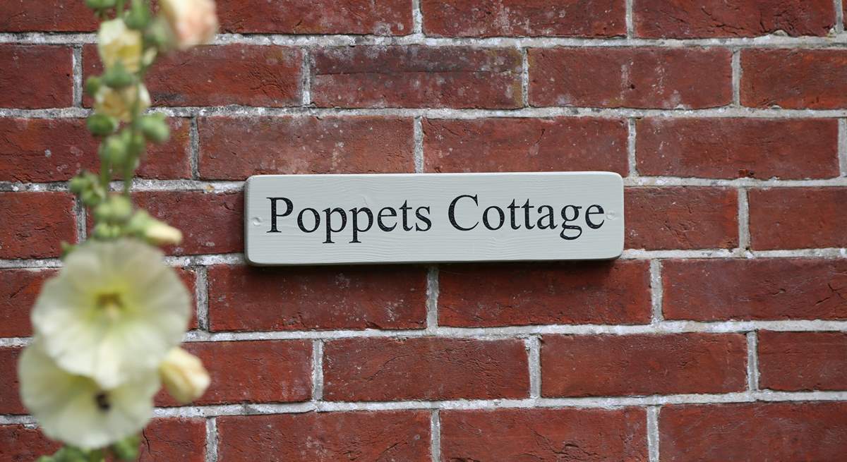 Welcome to Poppets Cottage.