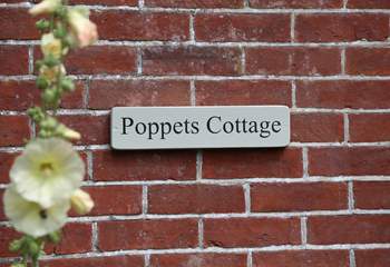 Welcome to Poppets Cottage.