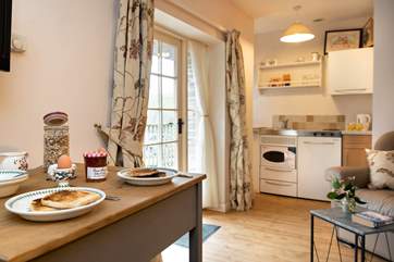 Enjoy a hearty breakfast as you prepare for the day ahead exploring south east Cornwall.