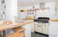This beautiful kitchen/breakfast-room has been lovingly renovated, a great space to cook for your family and friends