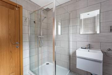 The fabulous family shower-room, step in and wash the sand away.