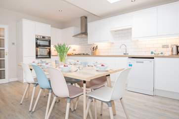A spacious room, perfect for meal times and cooking up your family favourites.