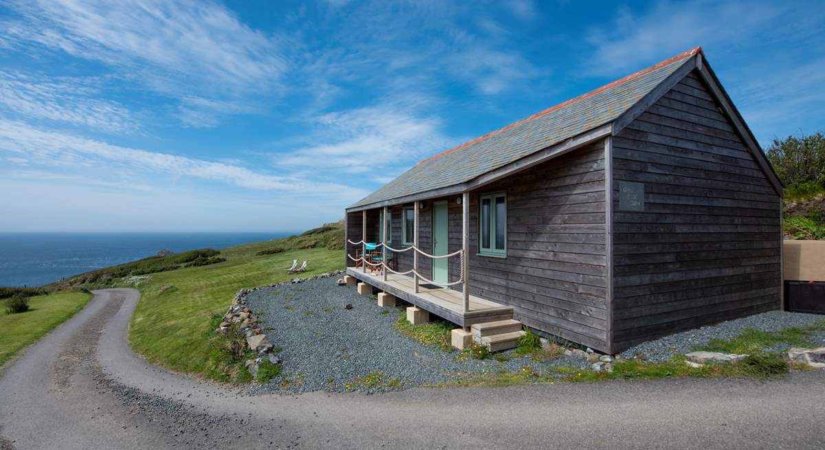 Gull Rock Cabin is perched on the clifftops.