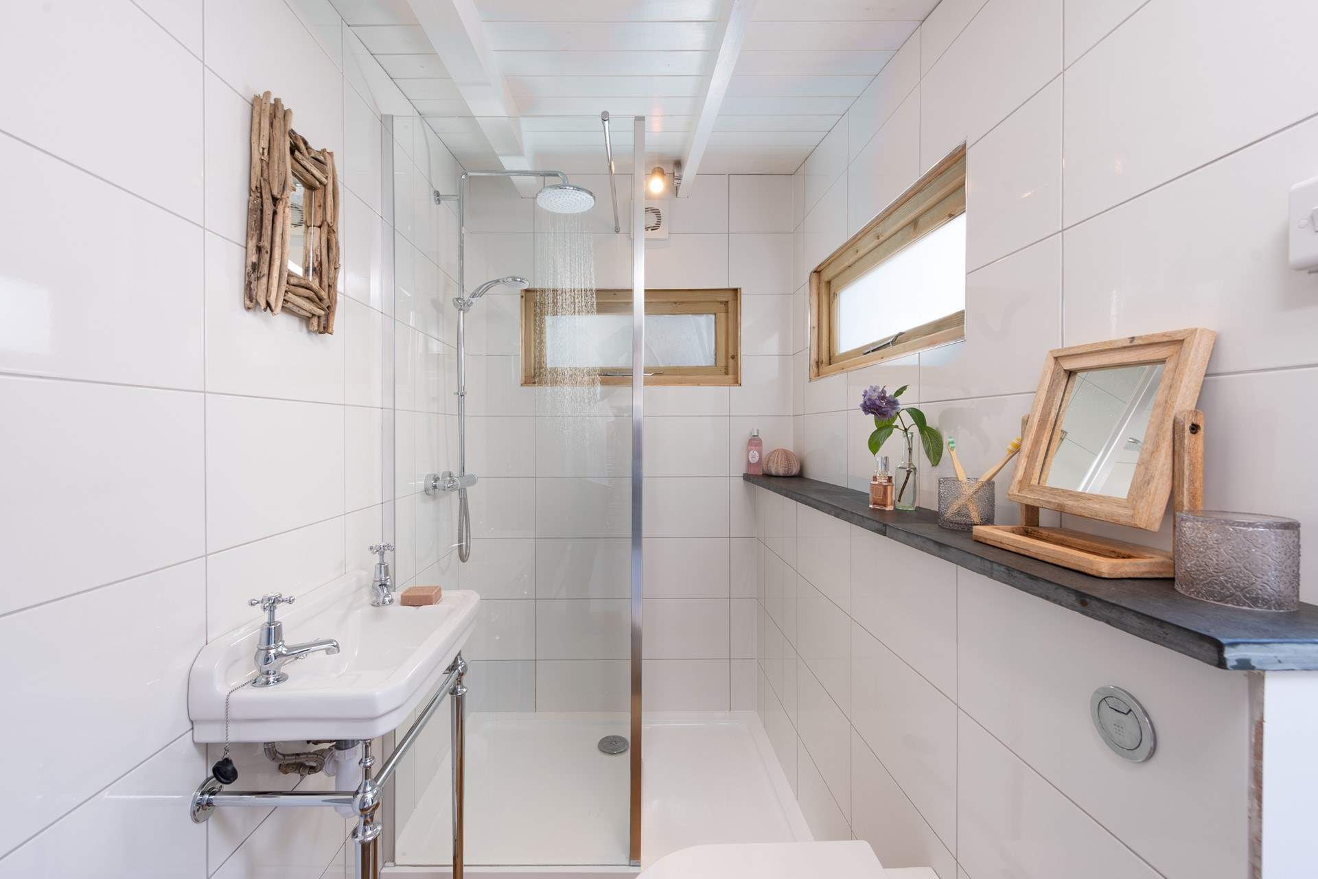 Perfect for freshening up after a day at the beach. 