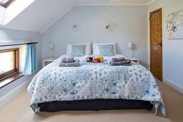 What a fabulous bed to jump into after a long day of entertainment and adventure.