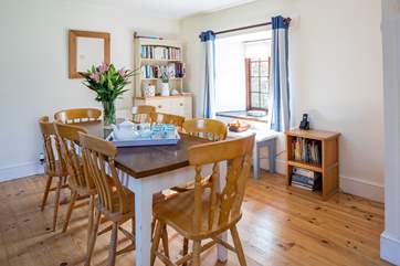 The dining-area is a great place to discuss the days plans and lay some new ones for tommorrow.