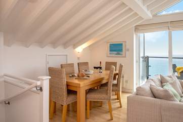 You can even eat your supper looking at the sea.