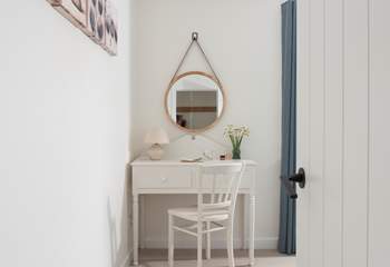Get ready for dinner at the dressing table in bedroom 2. 