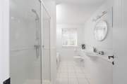 The en suite to bedroom 1.