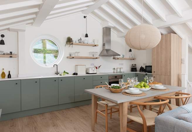 An elegant and sophisticated space to get together with your loved ones.