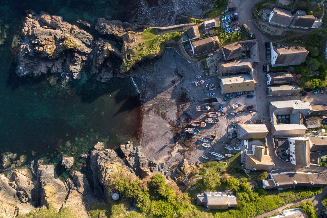 A bird's eye view of pretty Cadgwith.