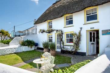 Welcome to Little Ship Cottage.