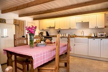 The charming kitchen/diner.