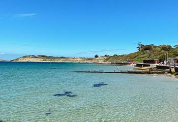 Colwell Bay is a beautiful beach on the north west coast with clear, calm waters.