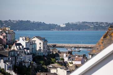 The views which reach out over the bustling harbour are simply beautiful.