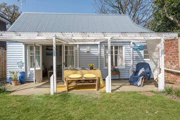Soak up the Island sunshine and dine al fresco in the enclosed garden.