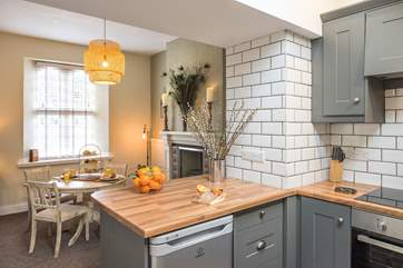 The kitchen/dining-room.