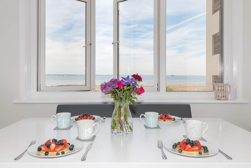 Enjoy breakfast while looking out at this stunning sea view!