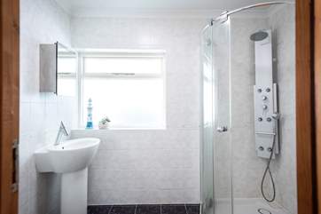 The family shower-room.