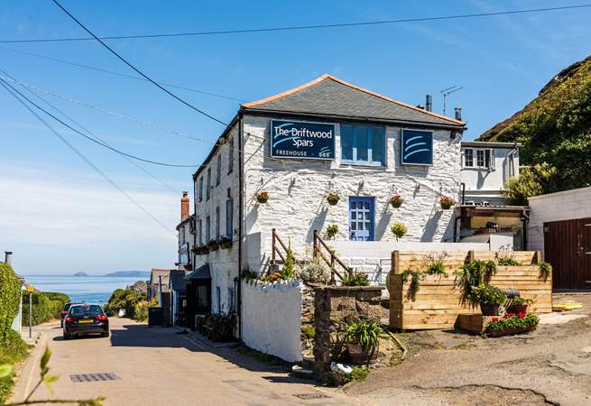 The Driftwood Spars will become your local as it is located behind Goofyfoot, and is a proper local pub serving great local beers and ale!