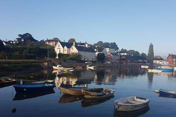 Watching the boats bobbing about is so relaxing, especially when you have a glass of something tasty in hand.