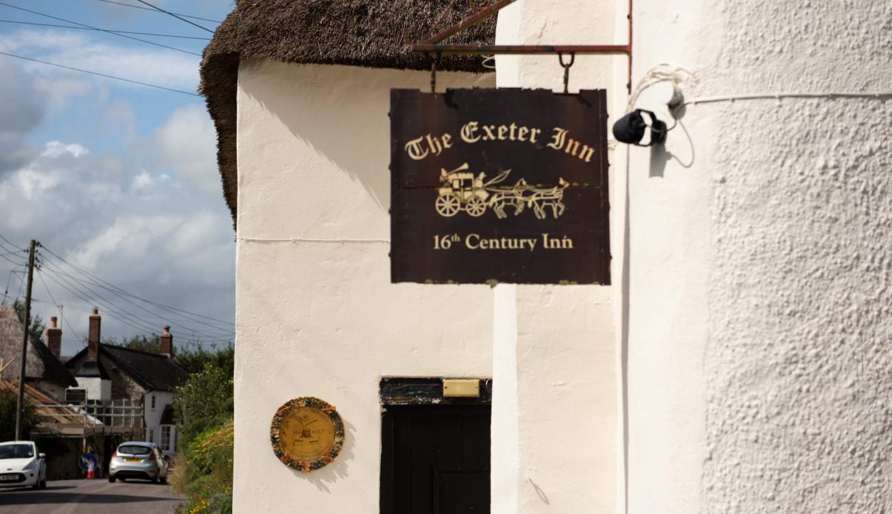 The welcoming local pub is within walking distance. 