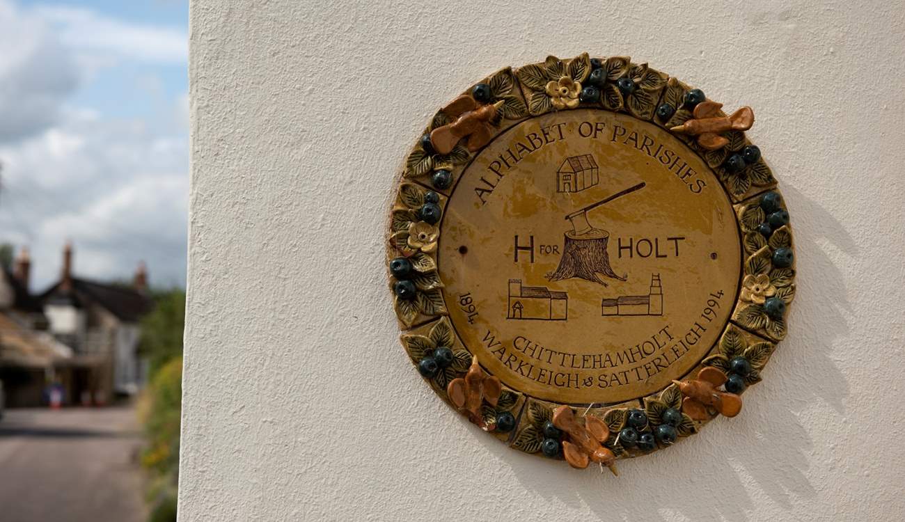 Horseshoe Shepherd's Hut resides in the delightful village of Chittlehamholt. 