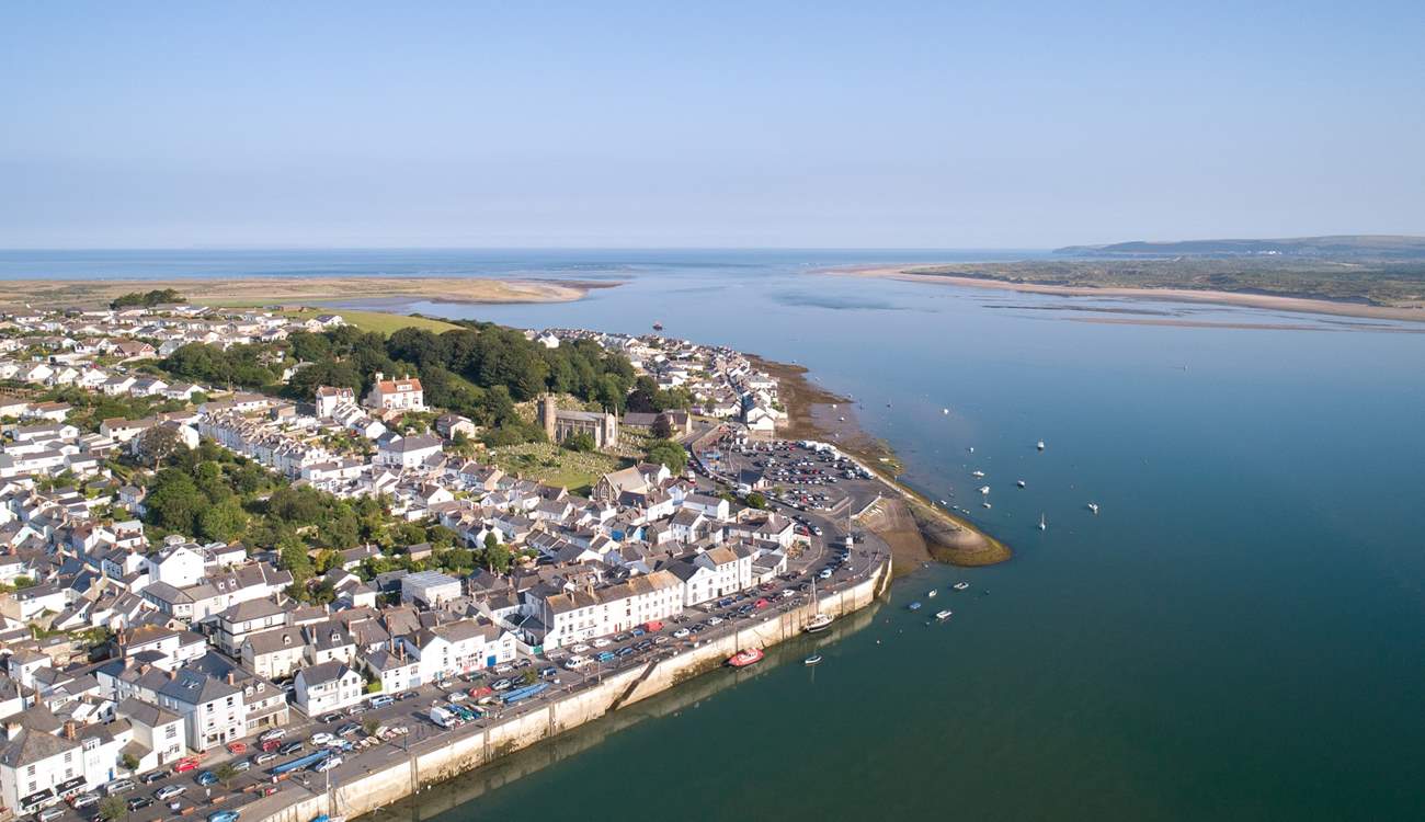 Across the estuary from Instow, you can use the little seasonal passenger ferry, is the historic fishing village of Appledore.