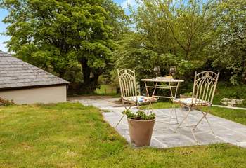 Enjoy morning coffee or evening sundowners on the terrace, set behind the cottage, whilst taking in those far reaching countryside views. The terrace is accessed via a set of steps or via a slope for those less mobile