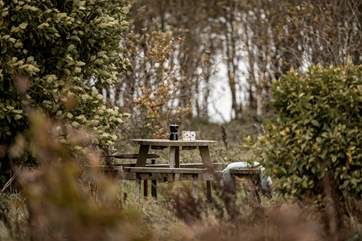 Enjoy breakfast alfresco, fully immersed in this enchanting setting.