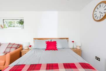 Jump in the comfy king-size bed after a day out and about exploring this lovely area.