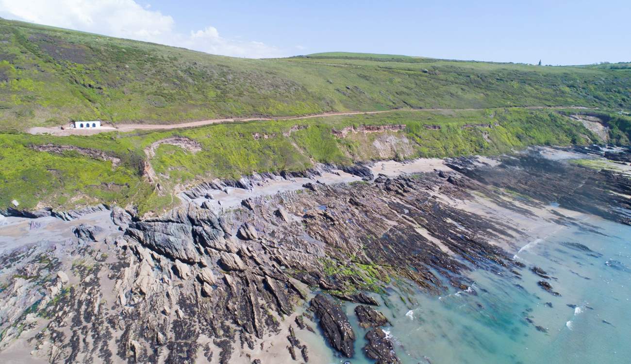 Wander along Wiggle Cliff to Captain Blakes's Point.