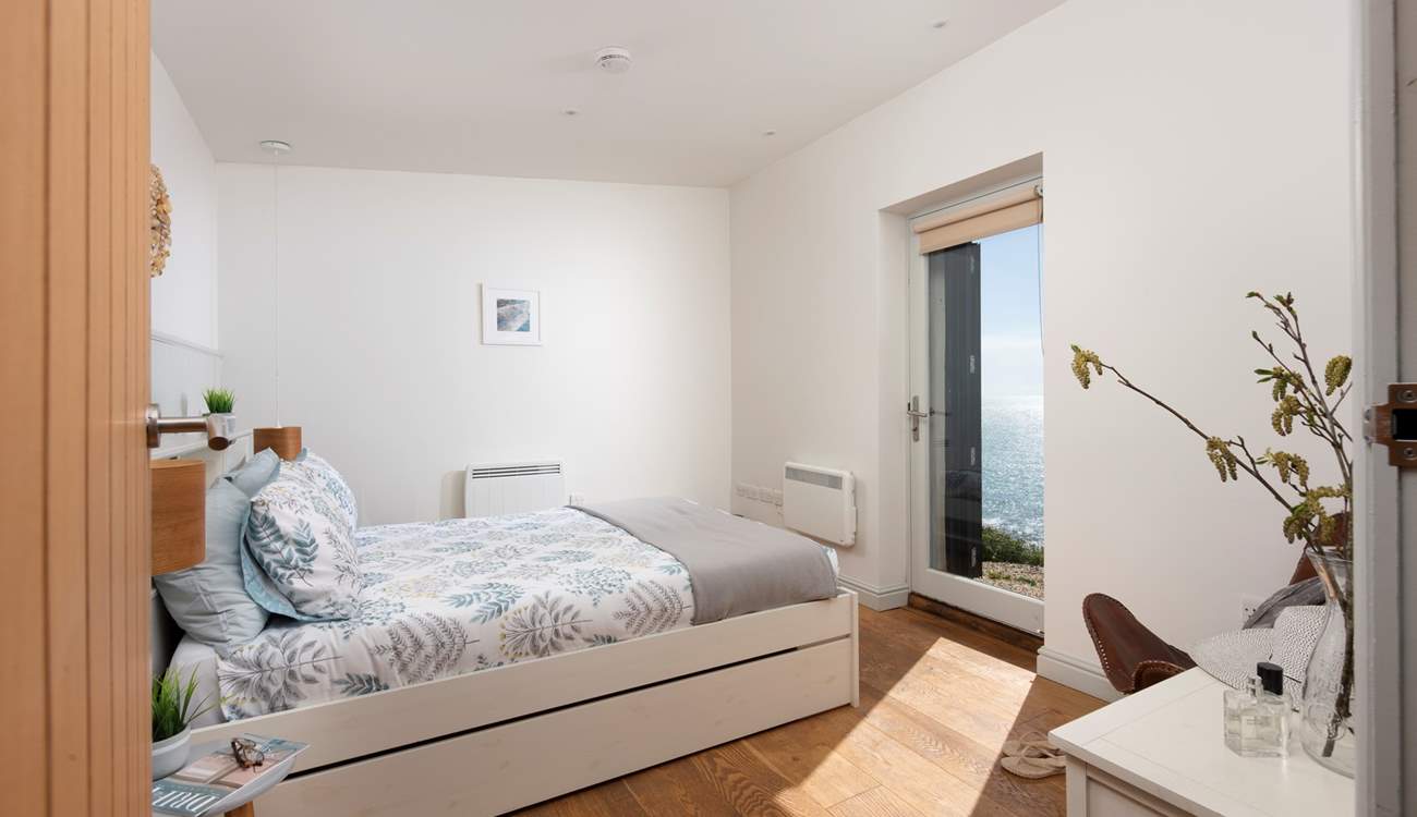 Enjoy lazy mornings and breakfast in bed.