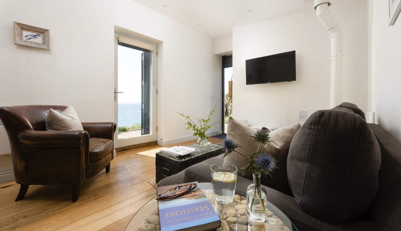 Room to relax and gaze at the view, or catch up on some TV.