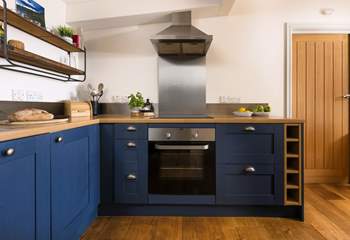 The colours throughout perfectly complement the setting.