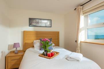 The first floor back single bedroom with sea views.