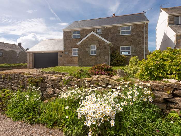 Candlelight Cottage, Sleeps 5 in Porthleven