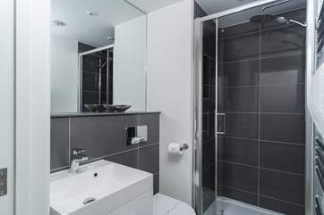 The en-suite shower room.