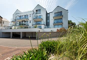 The rear of the St Margaret's development, where all the apartments face the sea.