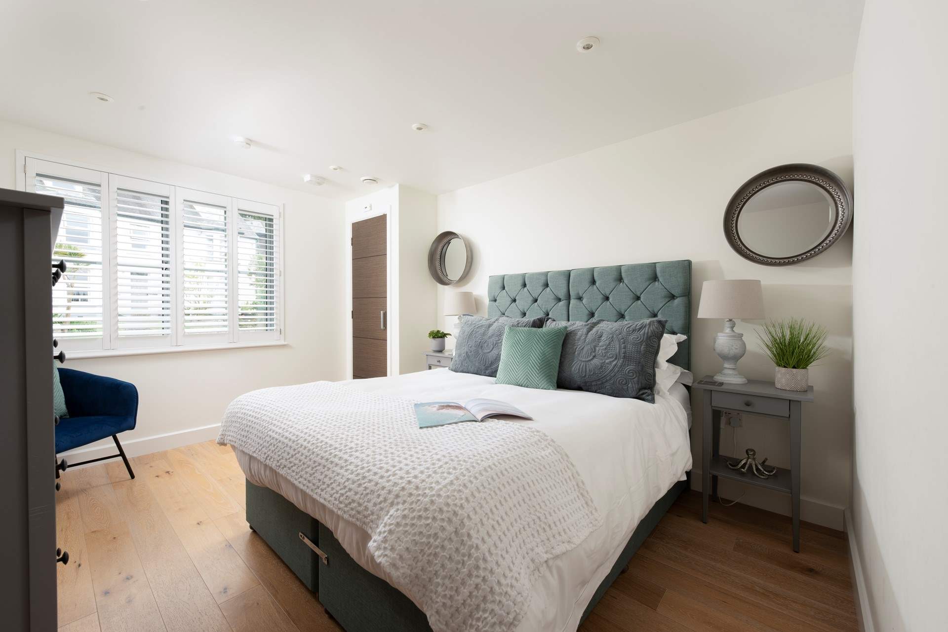 Bedroom 2 can be made up as twin beds or a 'zip and link' super-king.