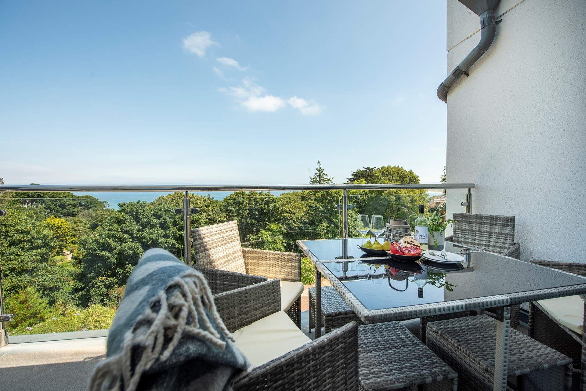 A perfect setting to appreciate this beautiful area.