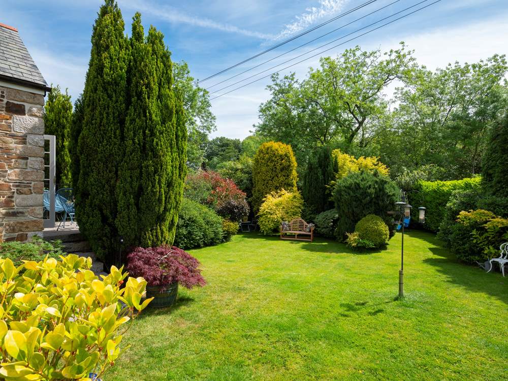 The garden is shared with the lovely owners who live next door, there are lots of secluded spots to enjoy.