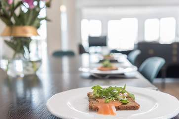 Bembridge village has an eclectic assortment of shops including a fishmongers, bakery and renowned butchers, perfect for holiday dining.