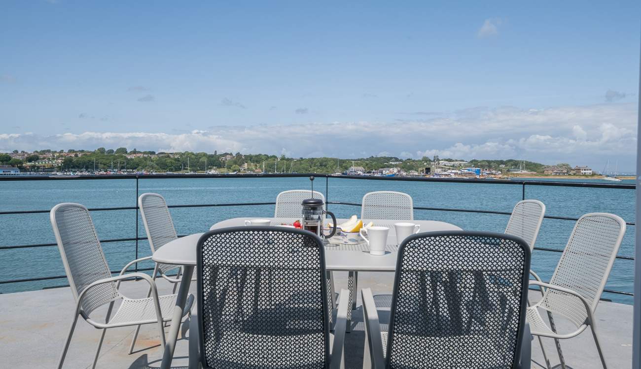 Dine in style overlooking Bembridge harbour. *Outdoor furniture is now teak.  New photographs to come.