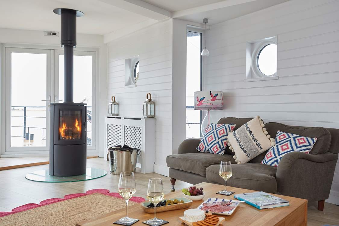 The open, bright living space affords guests a generous space to enjoy.