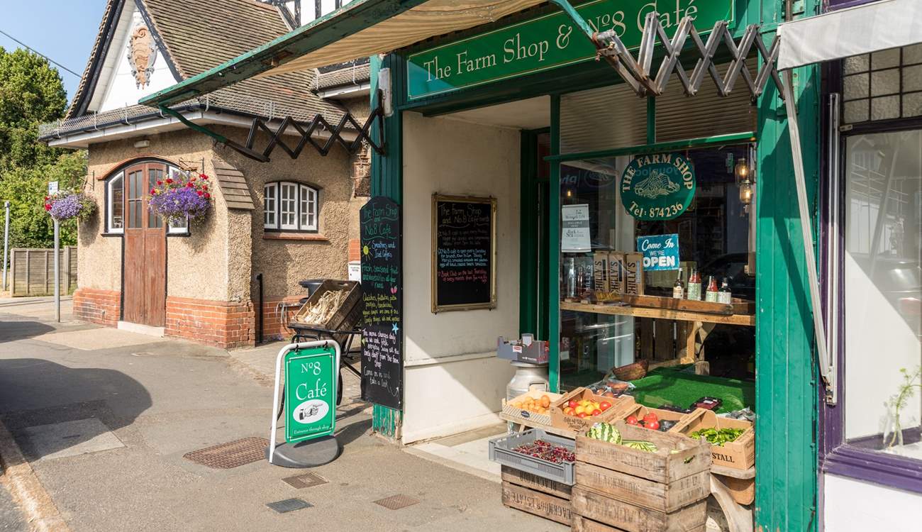 Bembridge village has an eclectic assortment of shops including a fishmongers, bakery, butcher and farm shop, perfect for holiday dining at home.