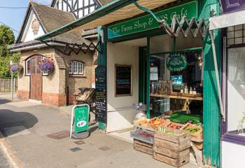 Bembridge village has an eclectic assortment of shops including a fishmongers, bakery, butcher and farm shop, perfect for holiday dining at home.