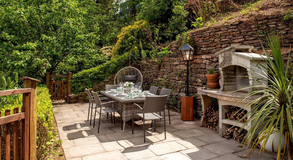 Dining on the garden terrace, what a perfect spot.